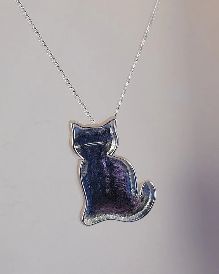 Cat Outline Pendant