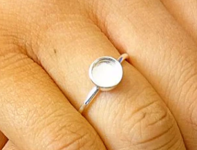 Simple and Elegant Circle Ring